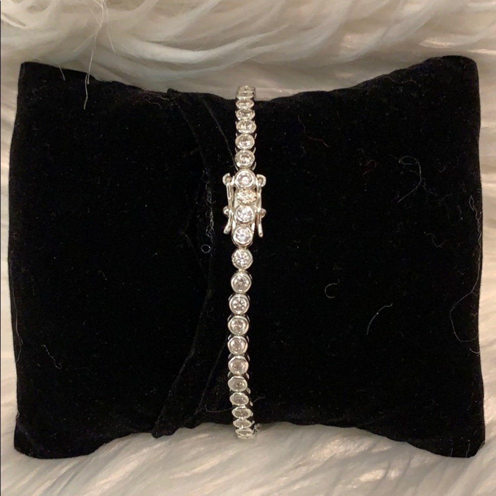 Bracelet - Picture 2 of 2